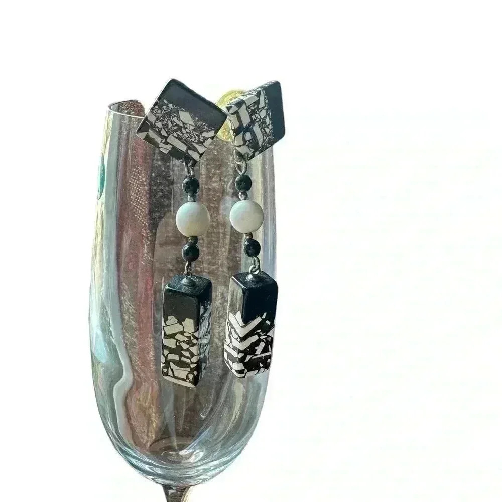 Speckled Black and White Long Drop Earrings - Picture 2 of 2